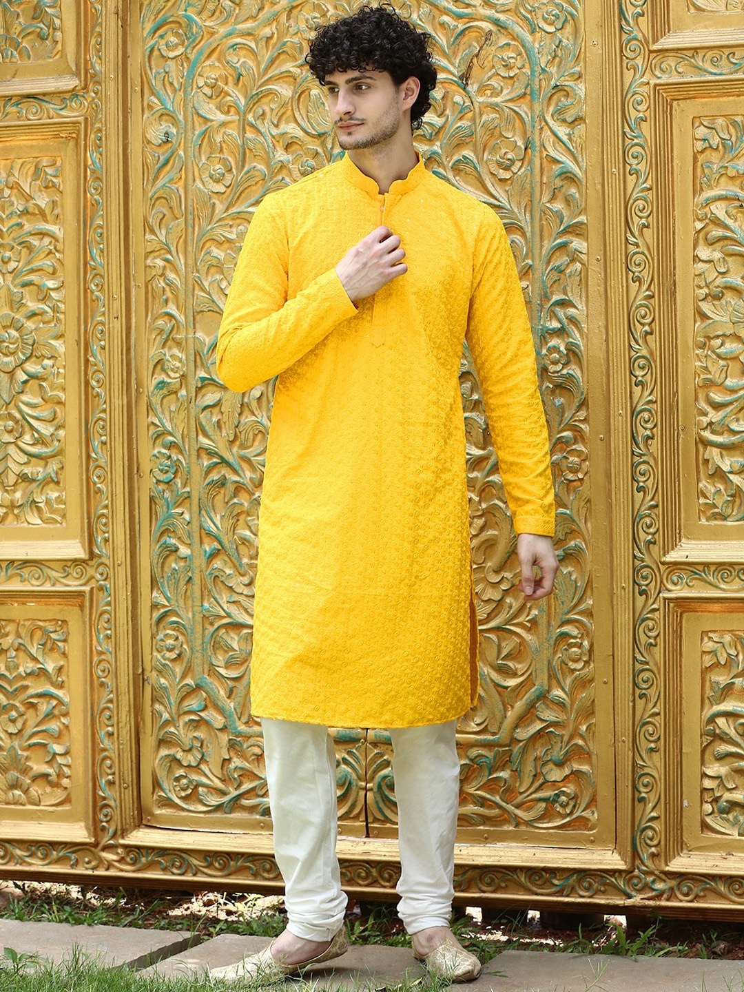 

DEYANN Ethnic Motifs Embroidered Sequinned Kurta With Churidar, Yellow