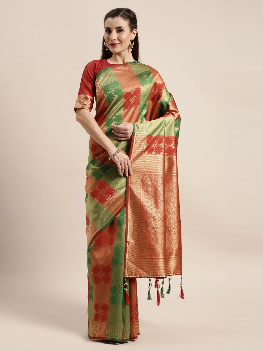 

KALINI Woven Design Zari Banarasi Saree, Green