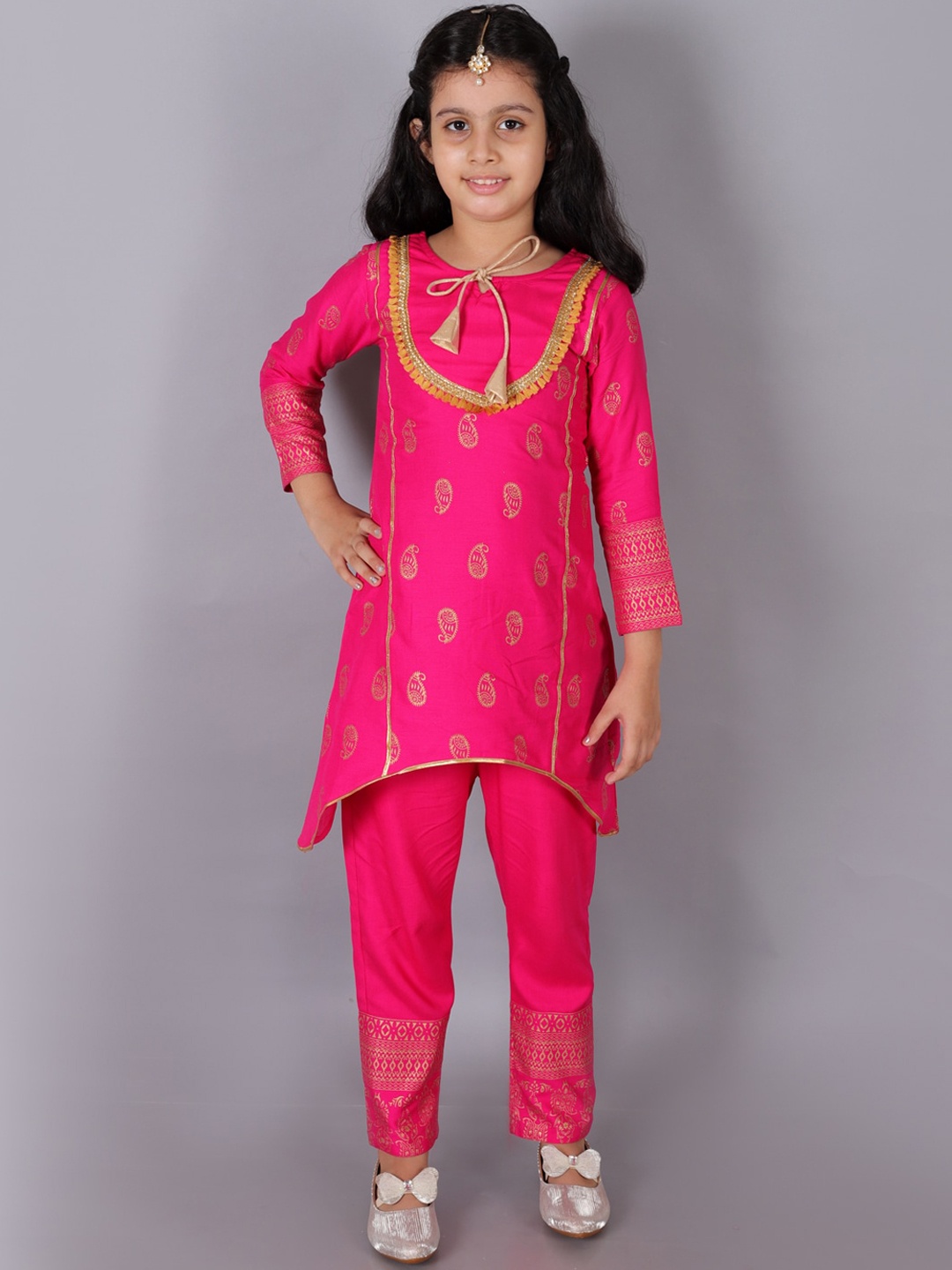

BAESD Girls Ethnic Motifs Printed Regular Kurta with Pyjamas, Pink