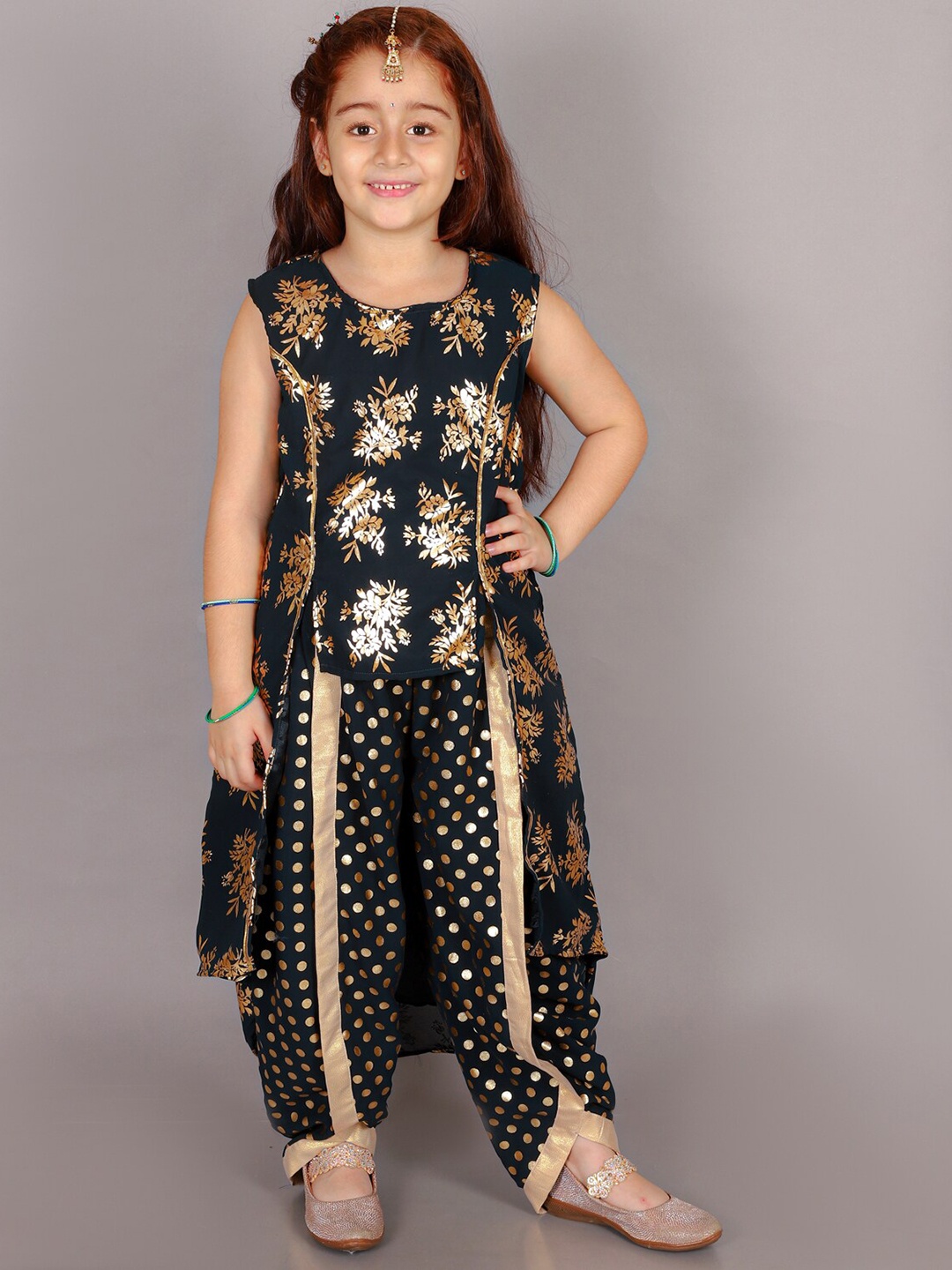 

BAESD Girls Floral Foil Printed Regular High-Low A-Line Kurta With Dhoti Pants, Black
