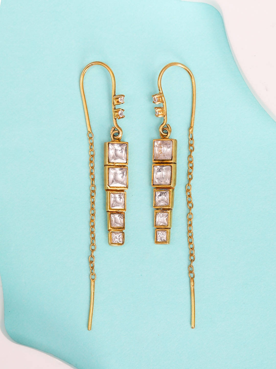 

Unniyarcha Gold-Plated 92.5 Silver Contemporary Hoop Earrings