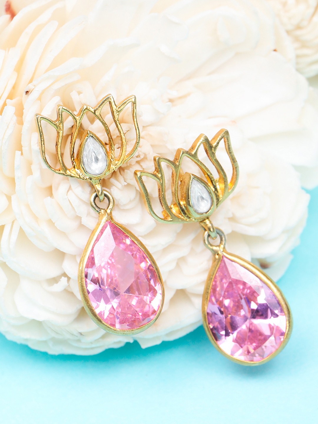 

Unniyarcha Gold-Plated 92.5 Silver Contemporary Drop Earrings