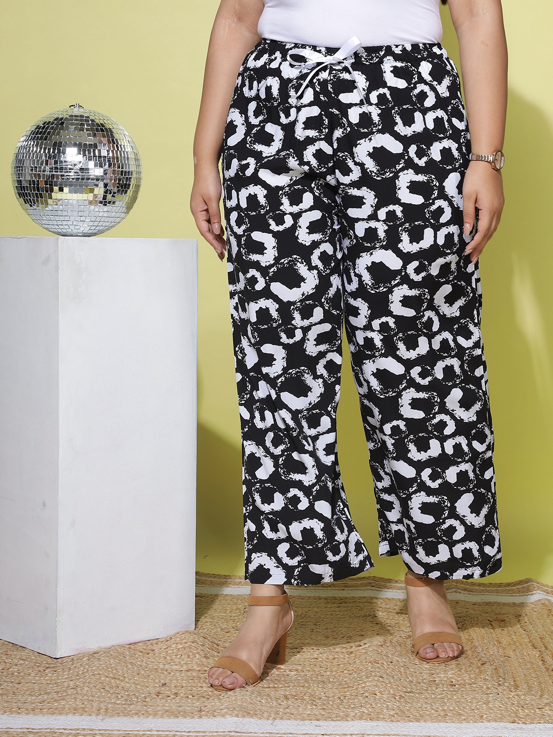 

9shines Label Women Plus Size Abstract Printed Wide Leg Palazzos, Black