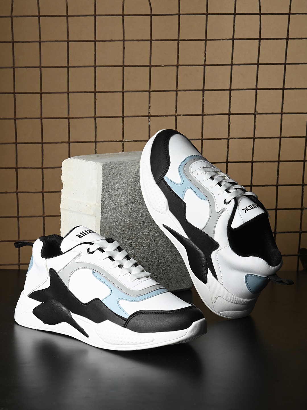 

Killer Men Colourblocked Lace-Up Lightweight Sneakers, White