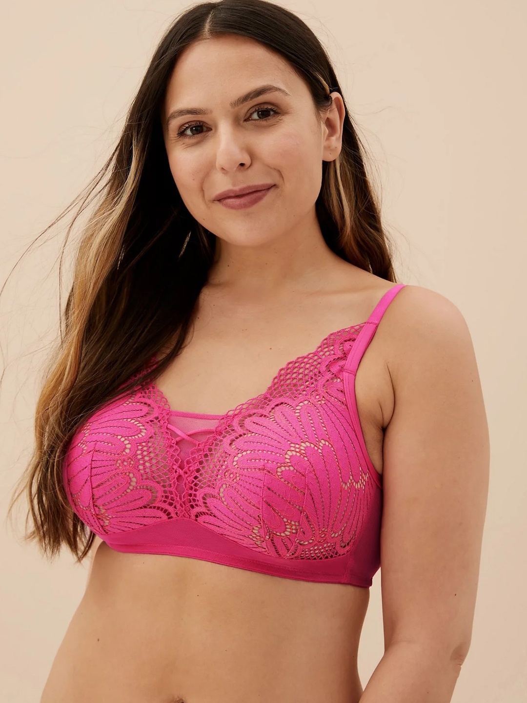 

Marks & Spencer Floral Full Coverage Lightly Padded Everyday Bra WIth All Day Comfort, Pink