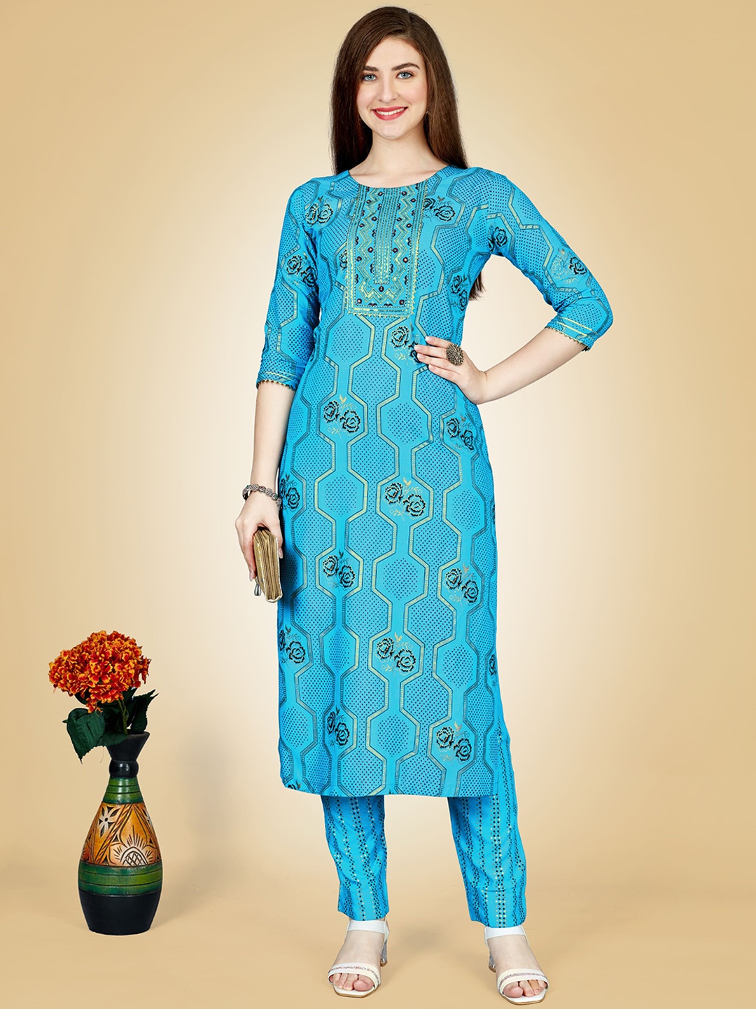 

BAPS Geometric Printed Regular Gotta Patti Kurta with Trousers, Blue