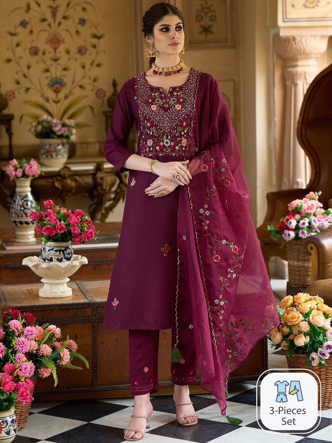 

Indo Era Floral Embroidered Thread Work Kurta With Trousers & Dupatta, Burgundy