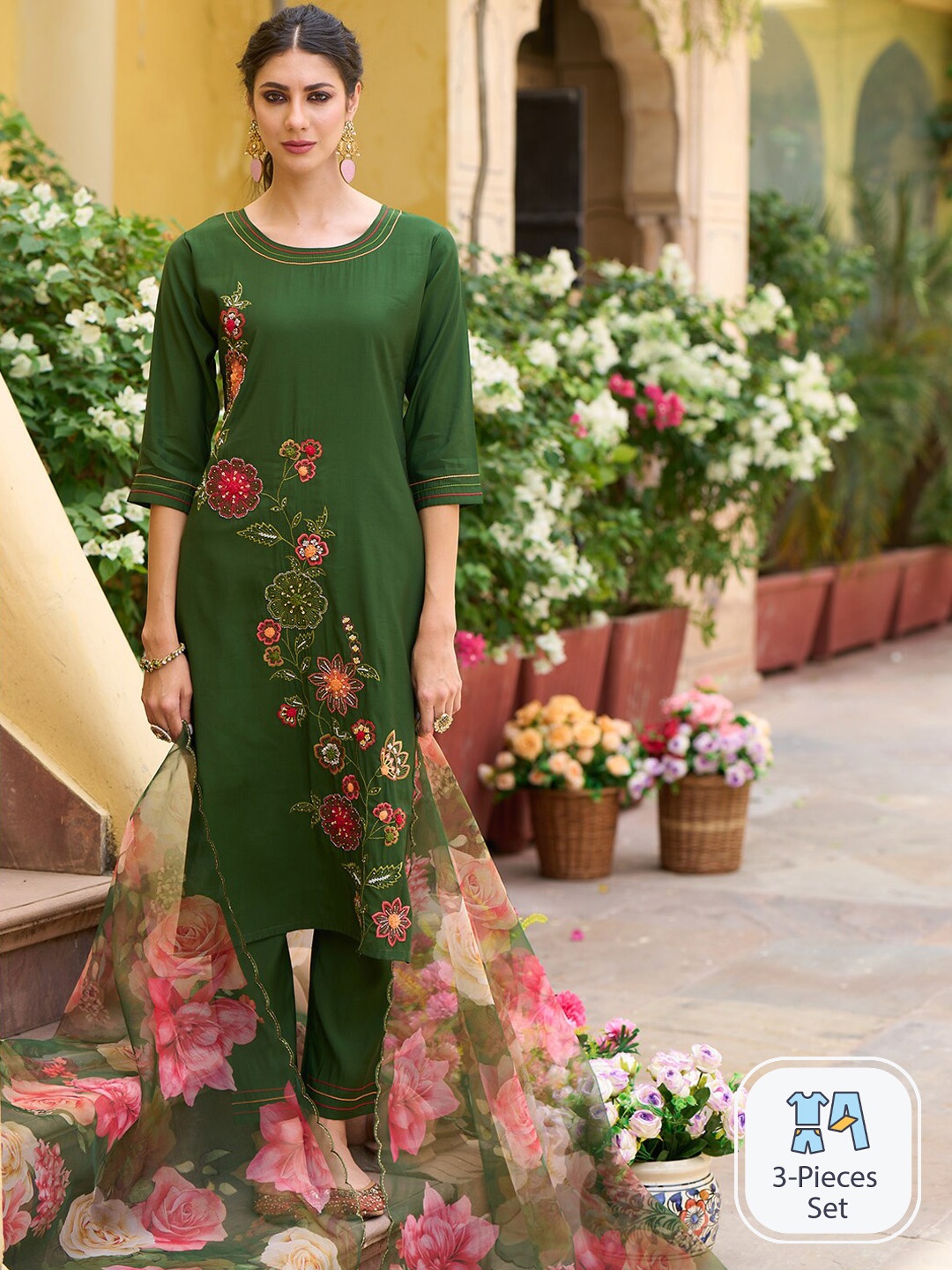 

Indo Era Floral Embroidered Thread Work Kurta With Trousers & Dupatta, Green