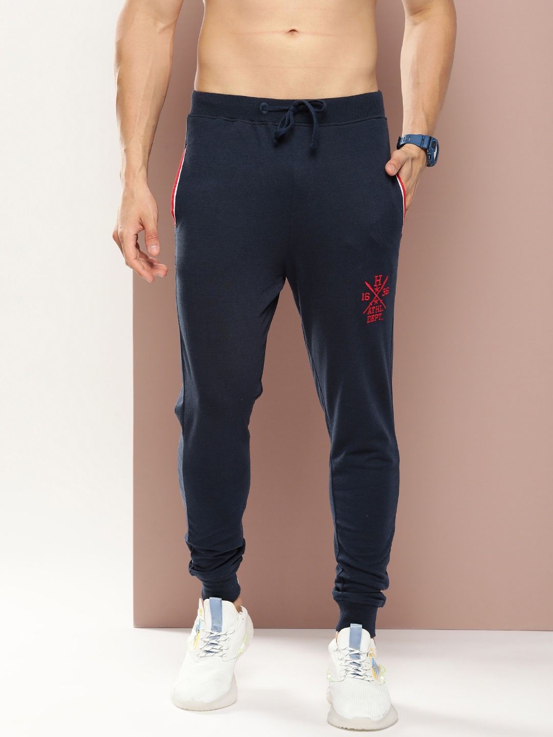 

Harvard Men Solid Regular Fit Joggers, Navy blue