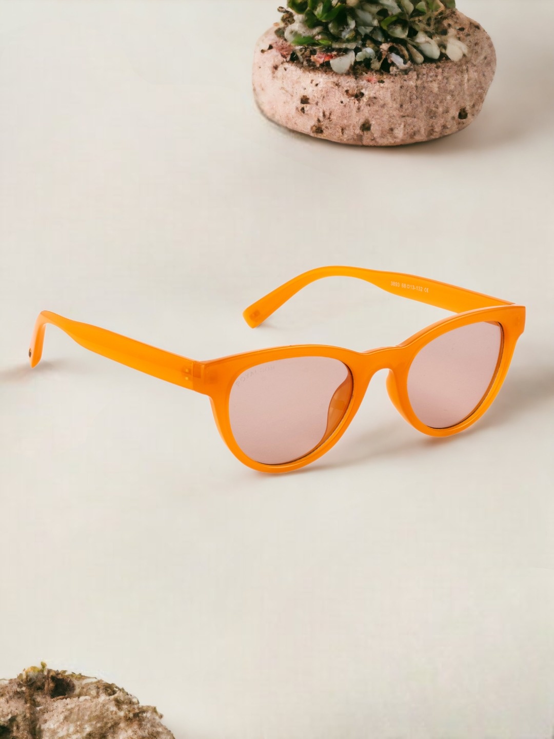 

ROYAL SON Women Cateye Sunglasses with UV Protected Lens CHI00166-C3, Transparent