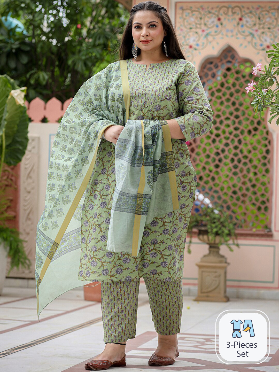 

Yufta Plus Size Floral Printed Pure Cotton Straight Kurta & Palazzos With Dupatta, Green