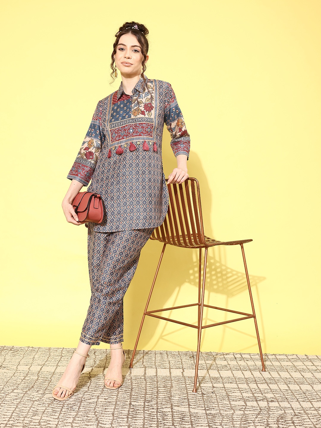Indo Era Women Printed Tunic with Trousers Co-Ords, Navy blue