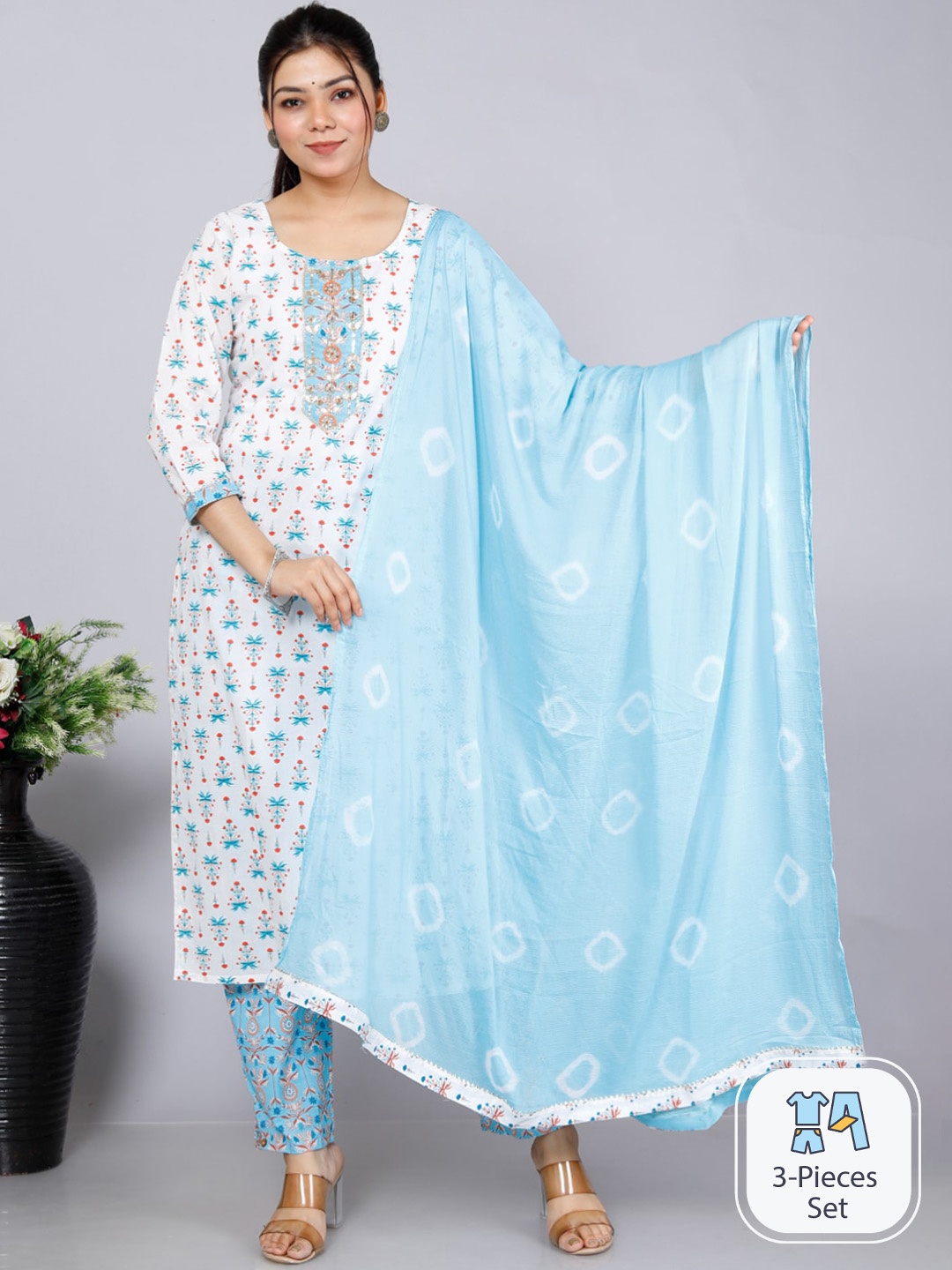 

JC4U Floral Printed Straight Kurta with Trousers & Dupatta, Blue