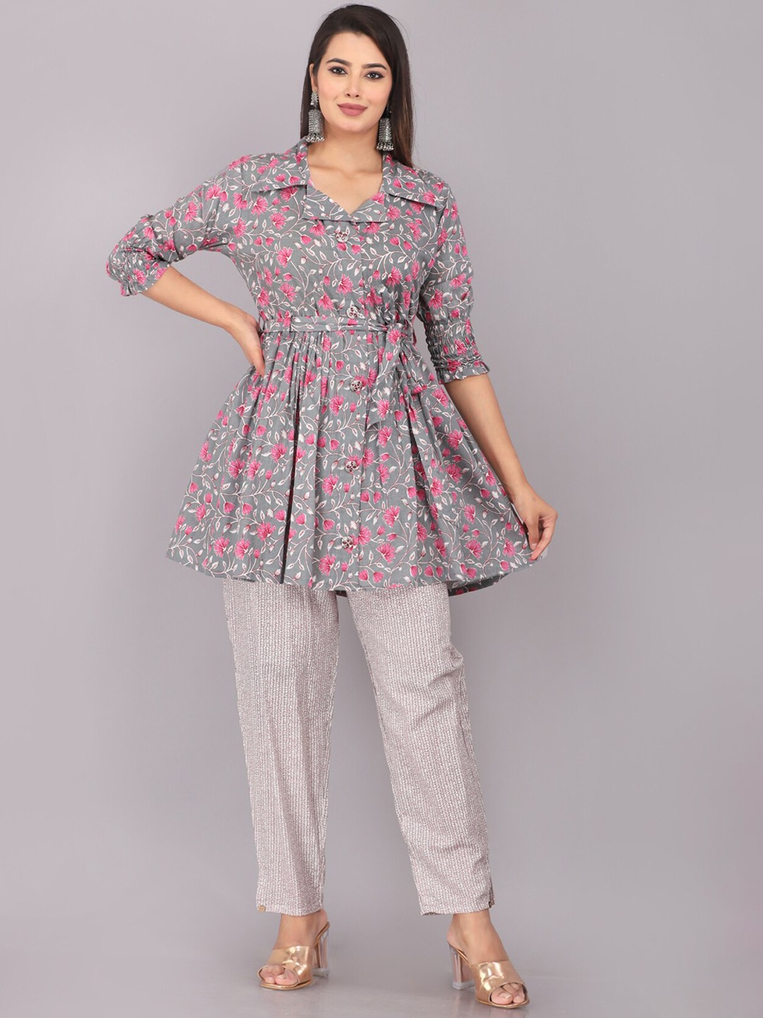 

JC4U Floral Printed Regular Kurti & Trousers With Dupatta, Grey