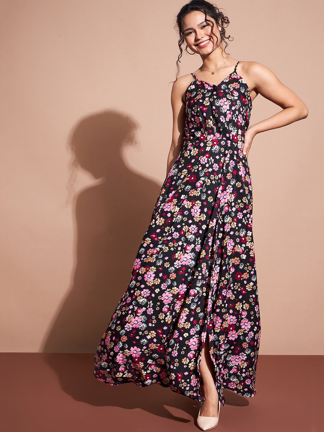

DressBerry Floral Printed Gorgeous Crepe Maxi Dress, Black