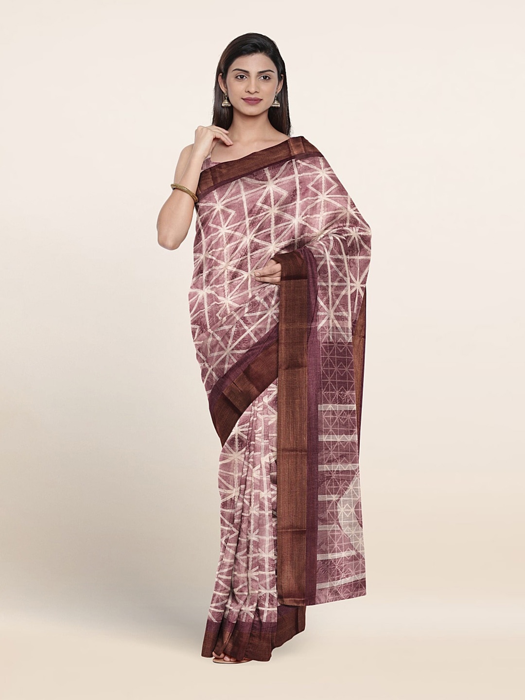 

Pothys Geometric Printed Zari Saree, Violet