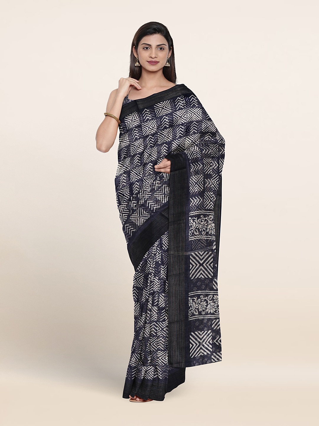 

Pothys Geometric Printed Saree, Navy blue