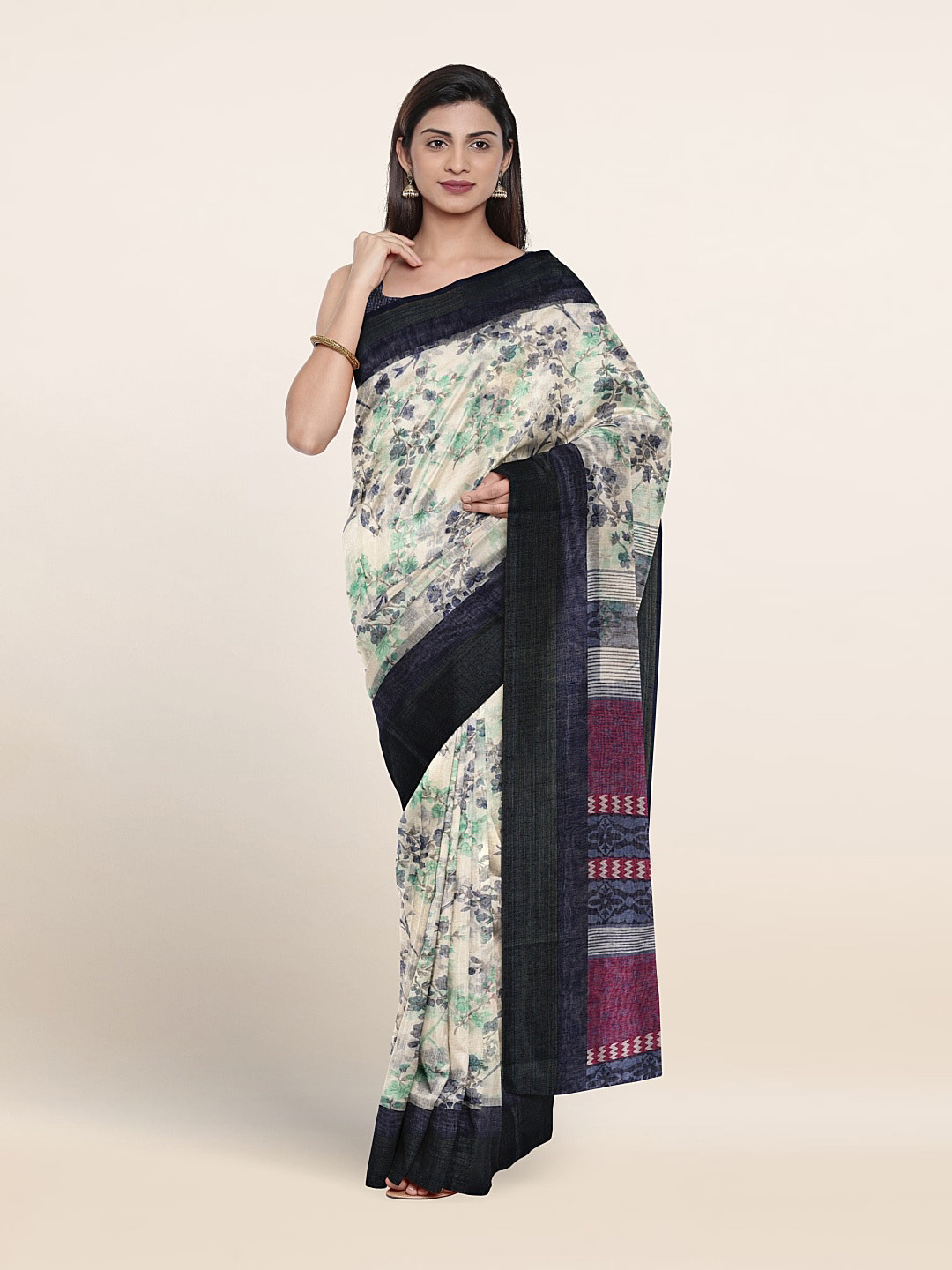 

Pothys Floral Printed Saree, Cream
