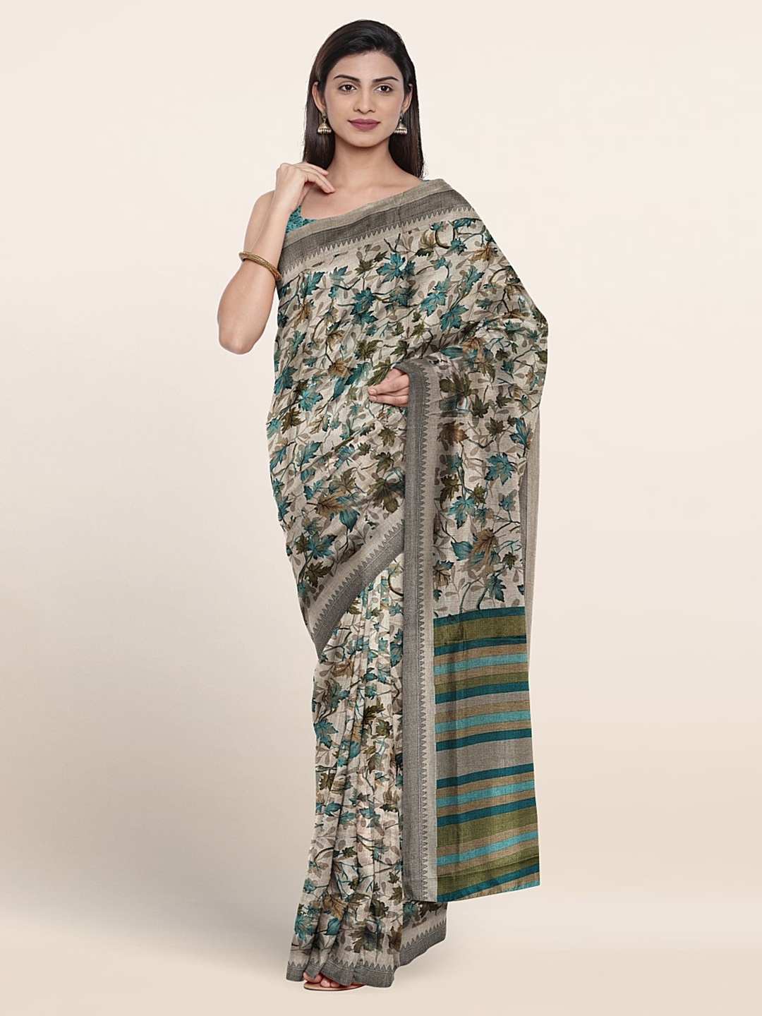 

Pothys Floral Printed Saree, Grey