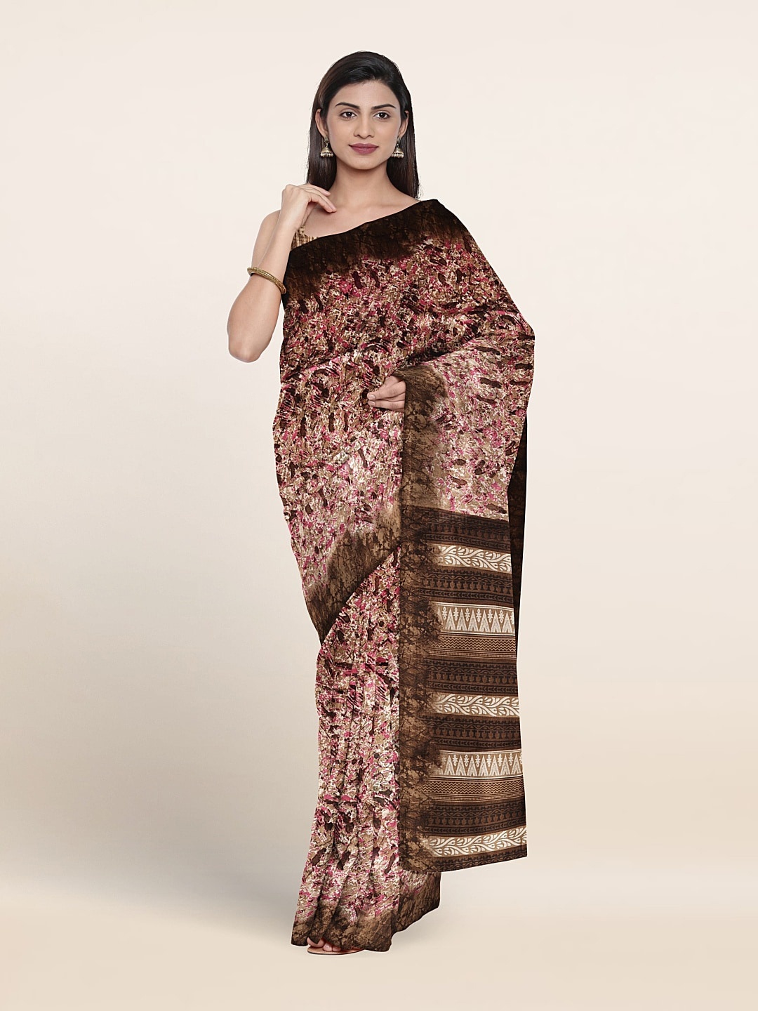 

Pothys Abstract Printed Saree, White