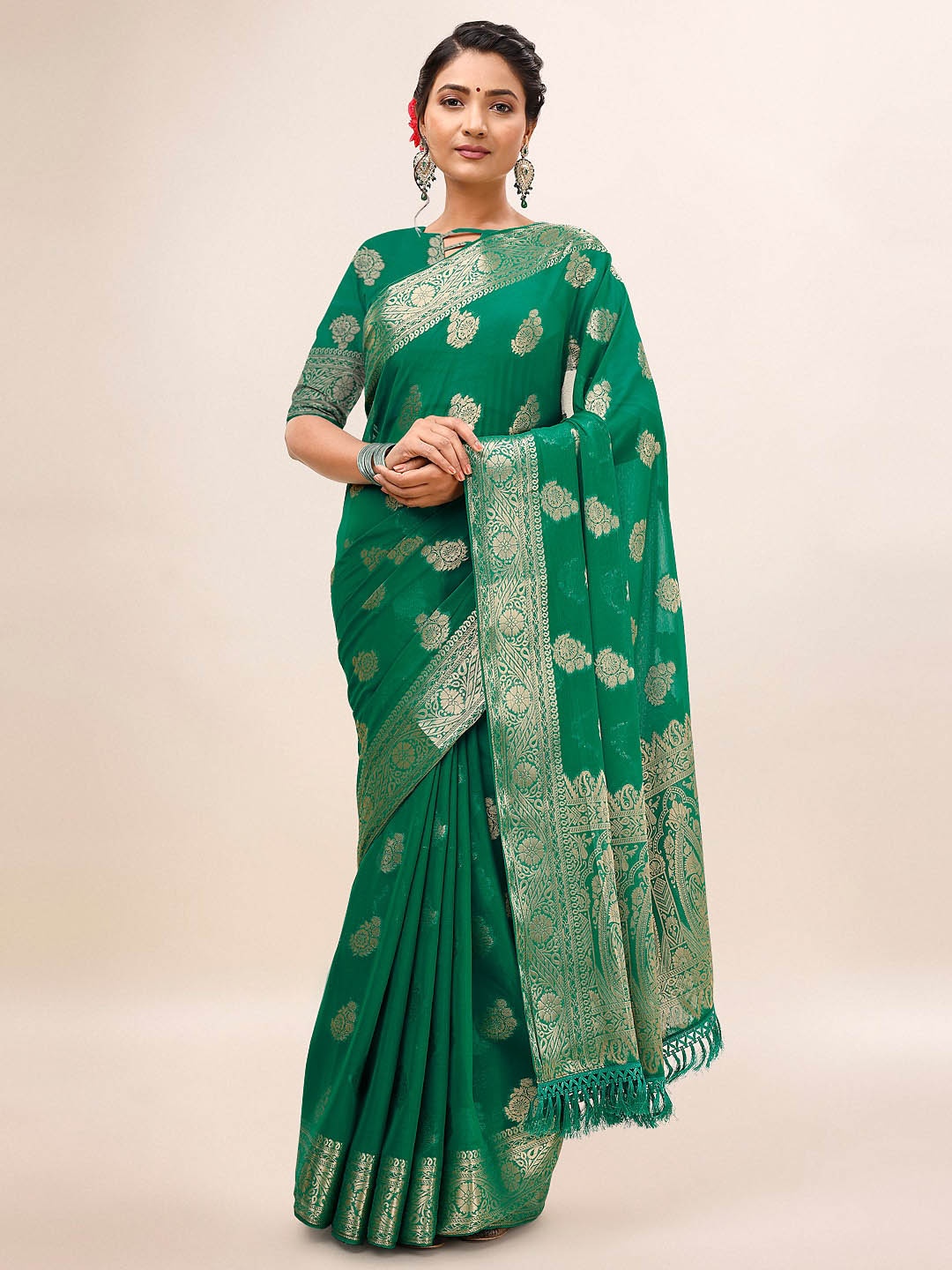 

Mitera Green & Gold-Toned Woven Design Zari Pure Chiffon Saree