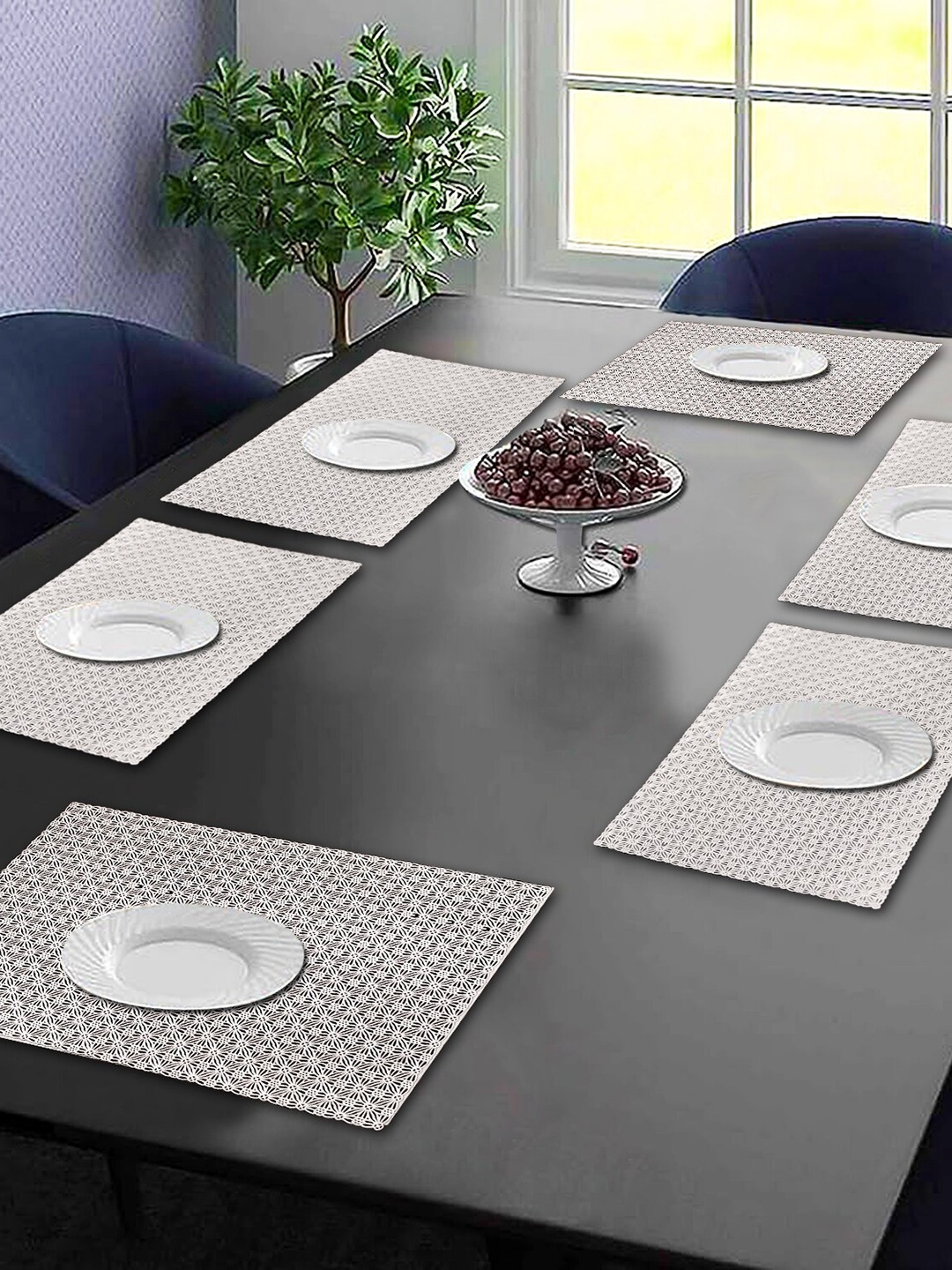 

Dakshya Industries Silver Toned 6 Pieces Floral Rectangular Table Placemats