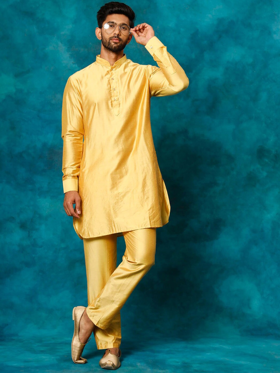

VASTRAMAY Mandarin Collar Regular Kurta With Pyjamas, Mustard