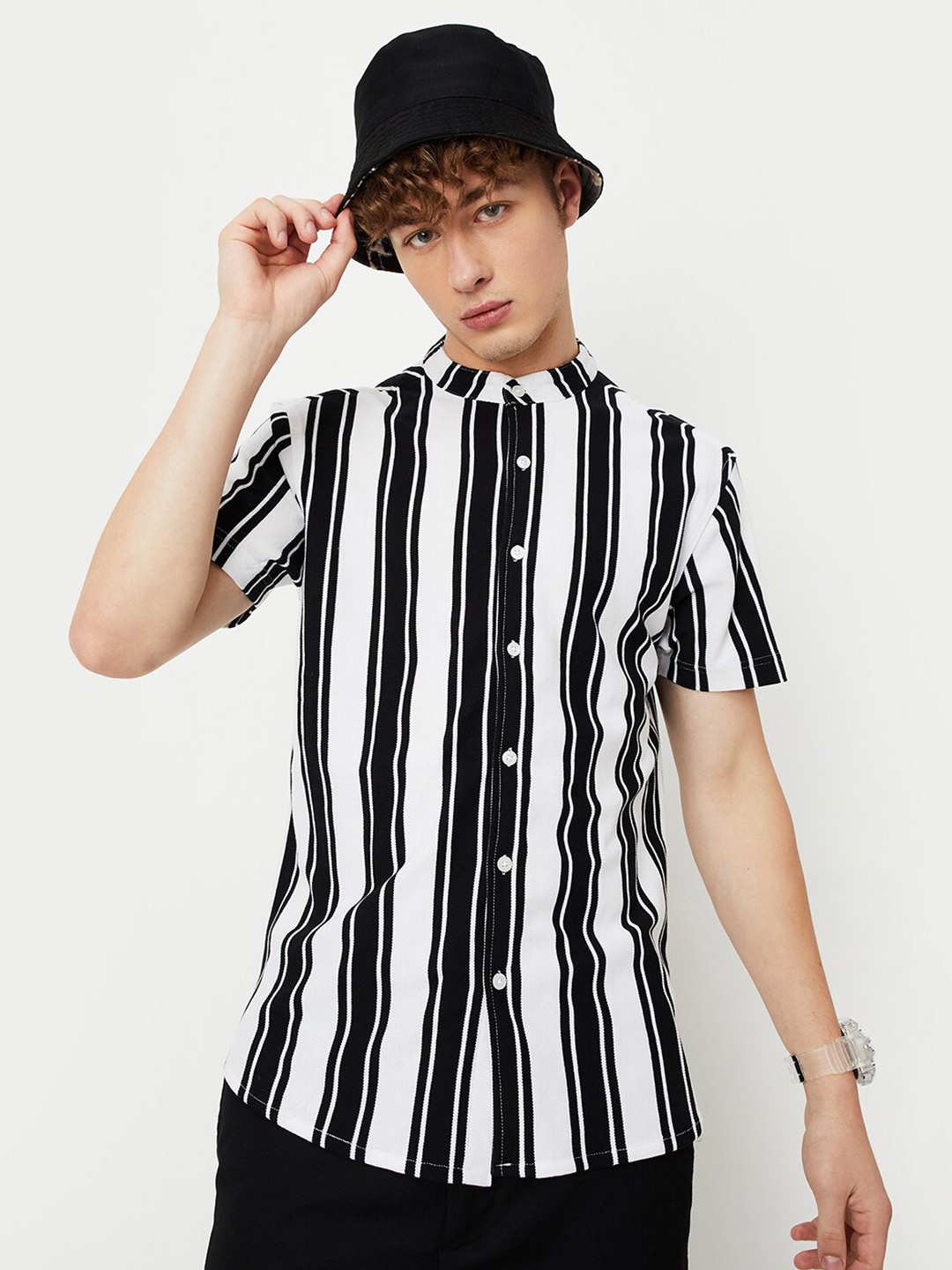 

max Striped Band Collar Short Sleeves Shirt, Black