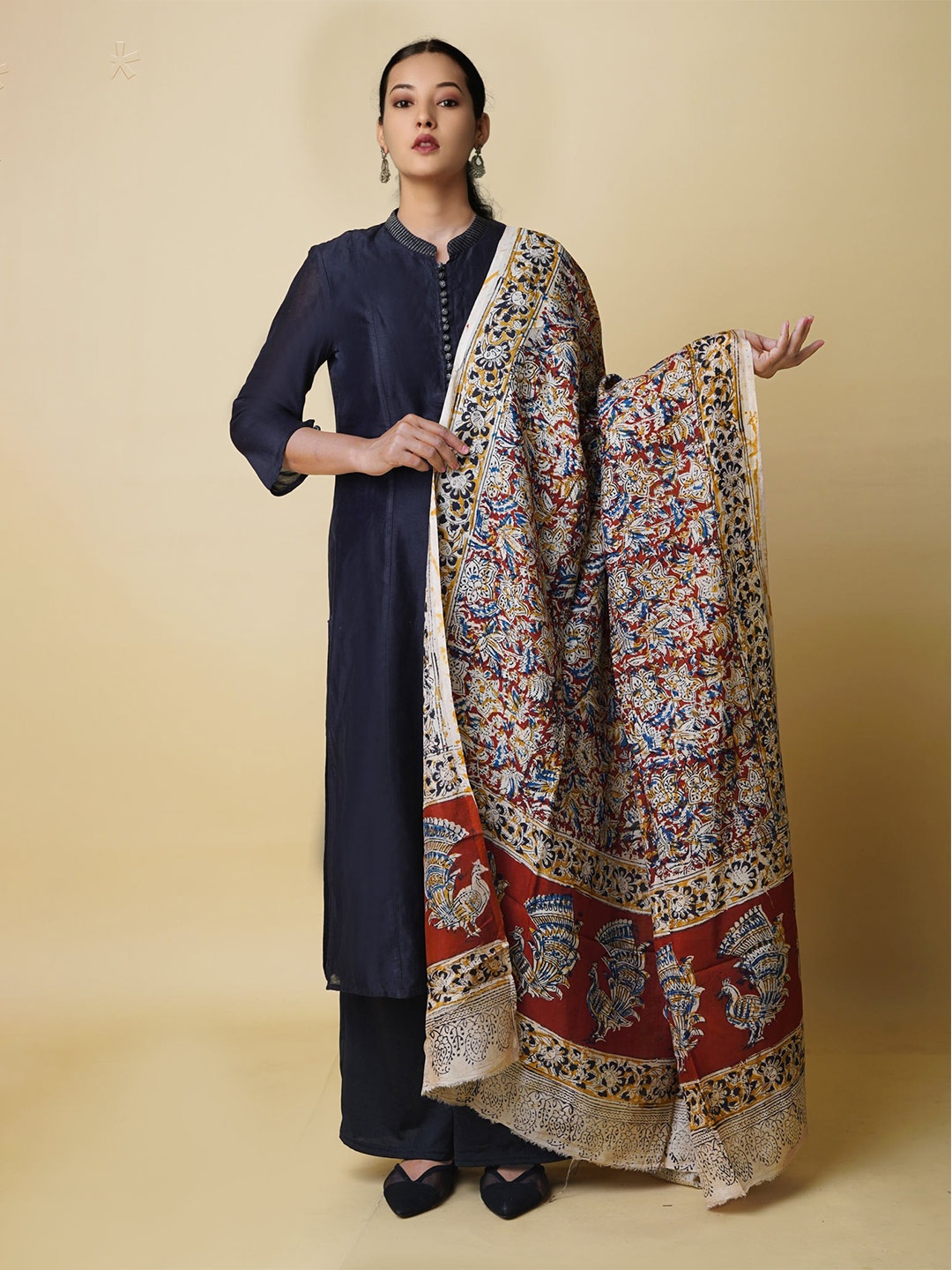 

Unnati Silks Ethnic Motifs Printed Kalamkari Dupatta, Beige