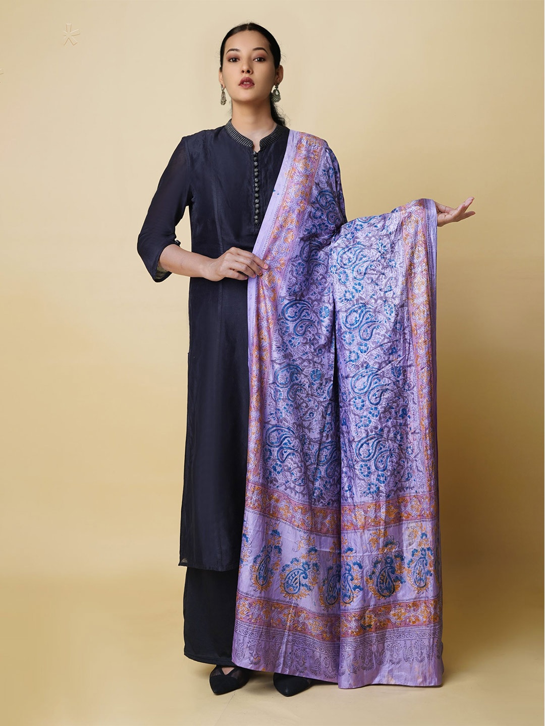 

Unnati Silks Paisley Printed Kalamkari Dupatta, Purple