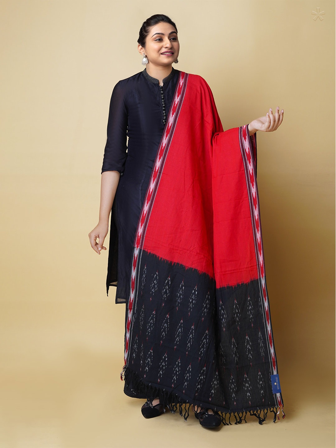 

Unnati Silks Printed Ikat Dupatta, Red