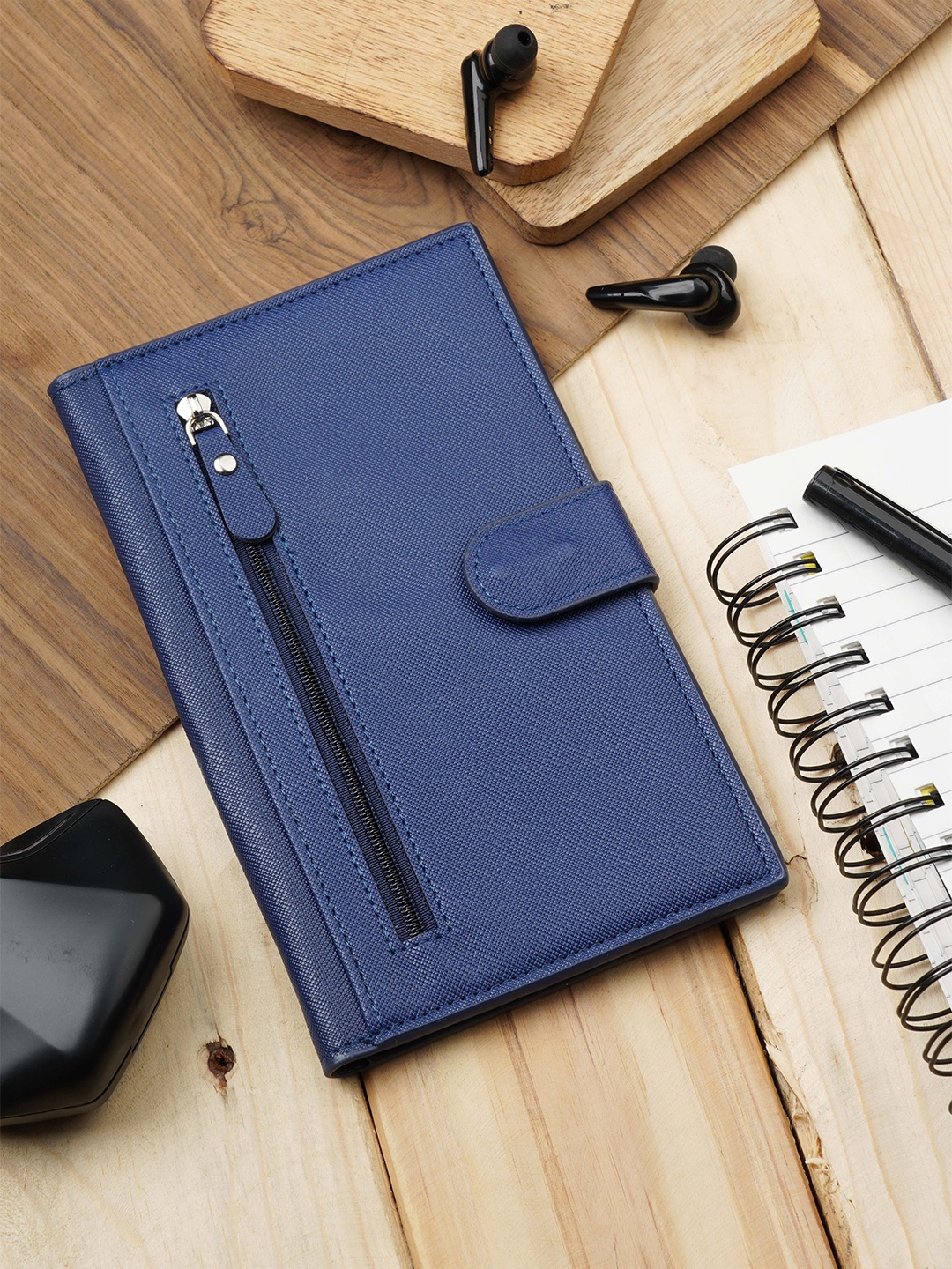 

Kastner Unisex Textured Passport Holder, Navy blue
