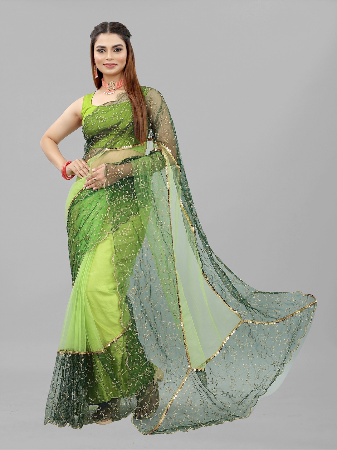 

BARKIYA CREATION Ethnic Motifs Embroidered Saree, Sea green