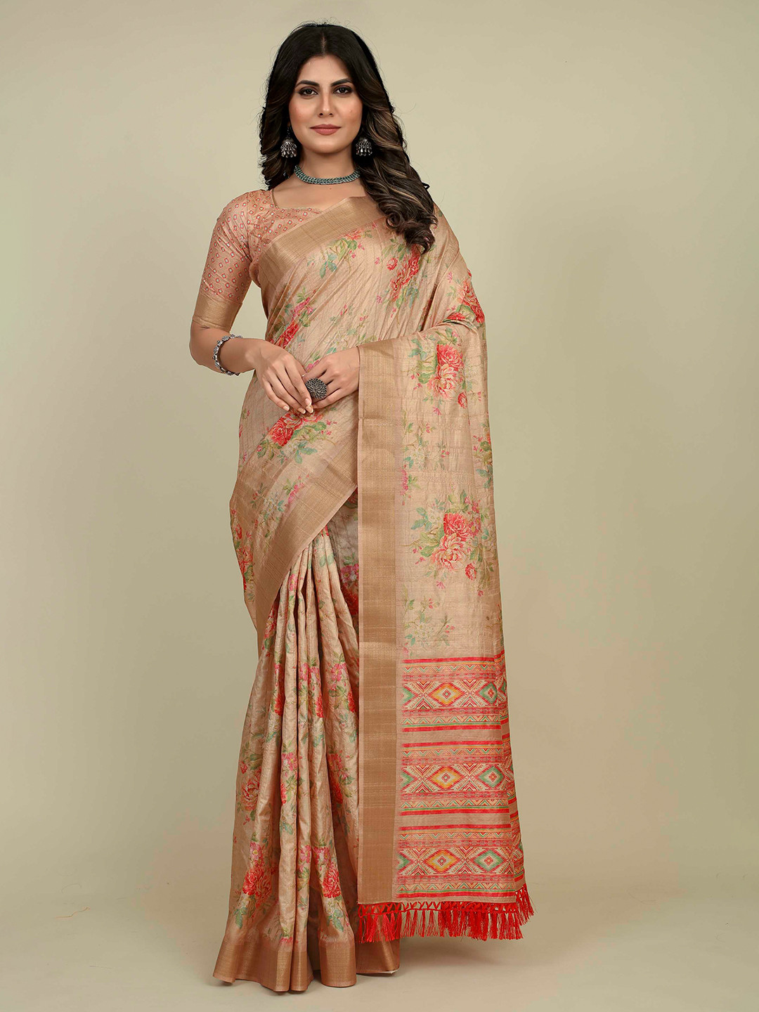 

Mitera Floral Printed Zari Saree, Cream