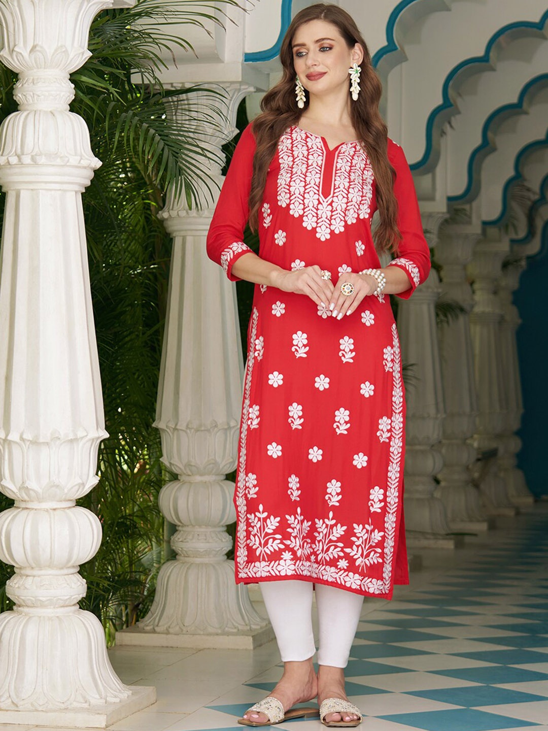 

KALINI Floral Chikankari Kurta, Red
