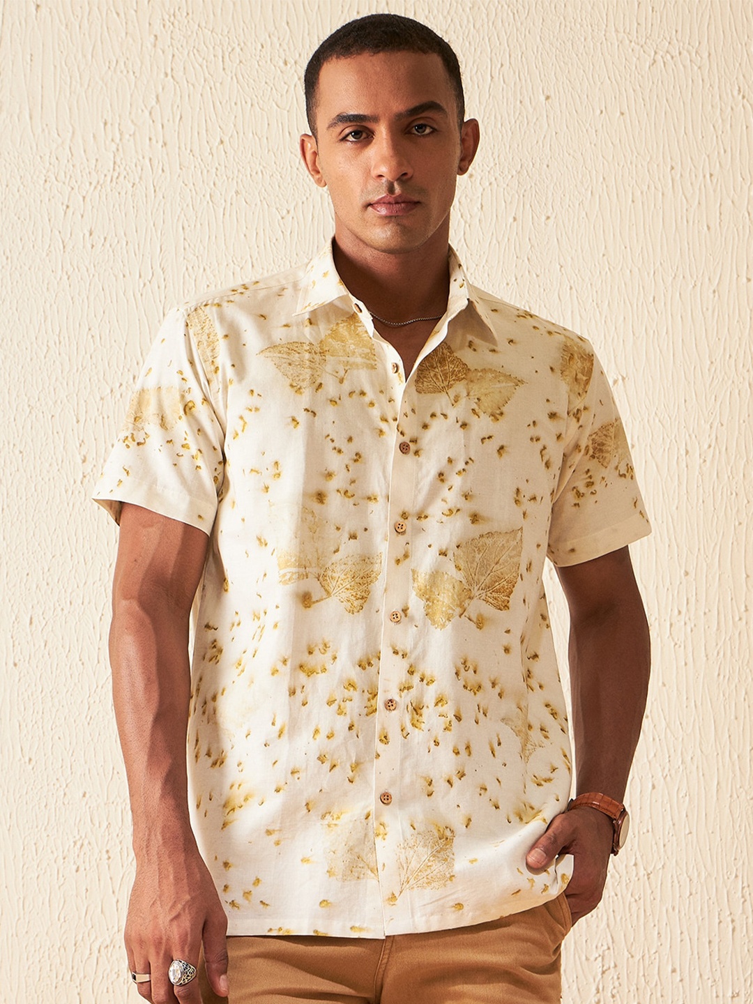 

DENNISON Smart Fit Printed Spread Collar Hemp Casual Shirt, Cream