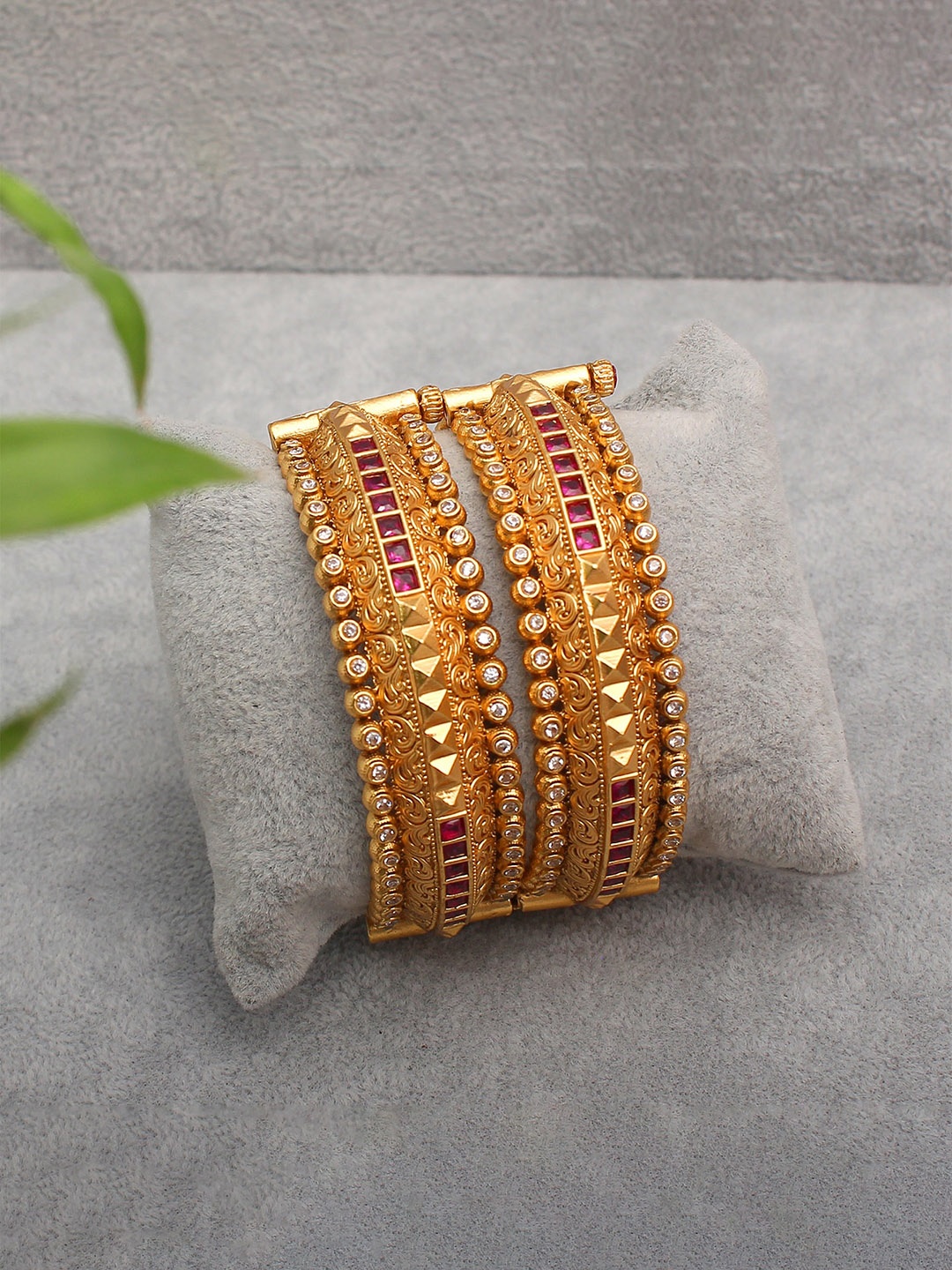 

Mirana Set Of 2 Gold Plated Bangles