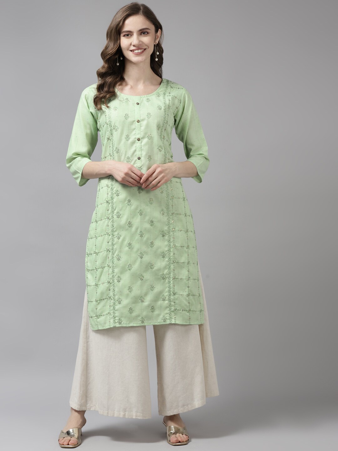 

Aarika Floral Embroidered Sequinned Cotton Kurta, Green