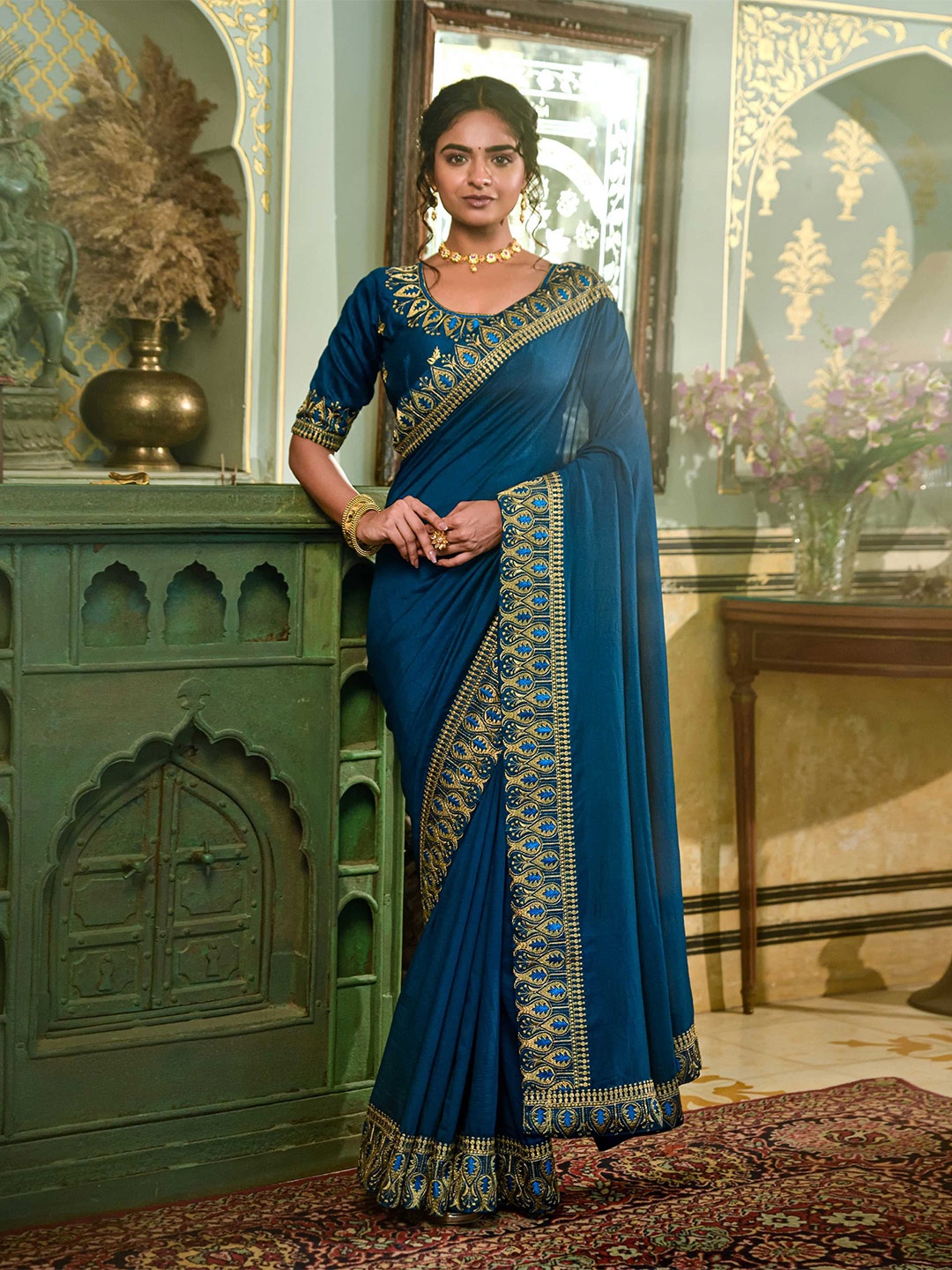 

Mitera Embroidered Saree, Teal