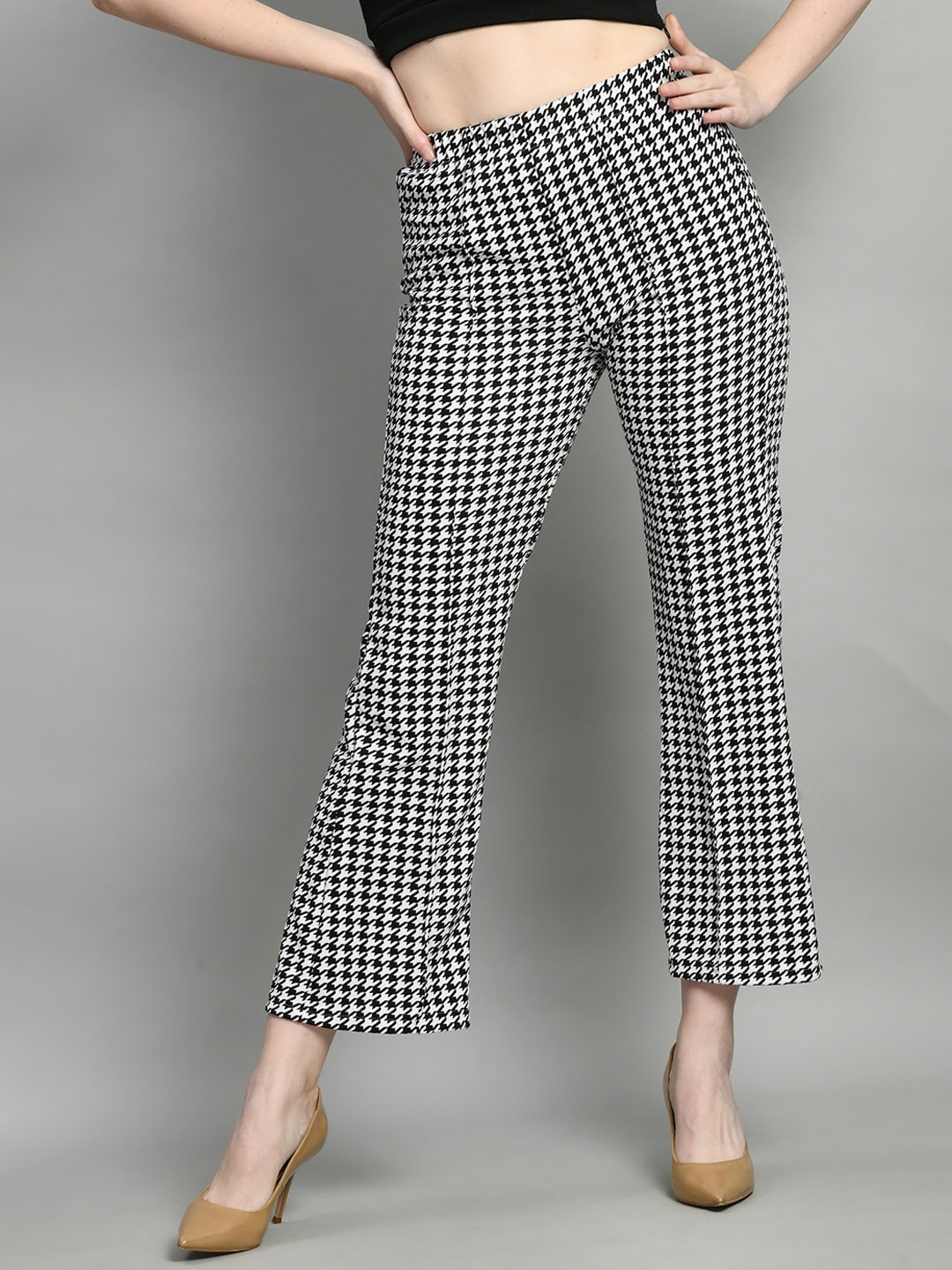 

Moshe Women Checked Relaxed Fit High-Rise Trousers, White