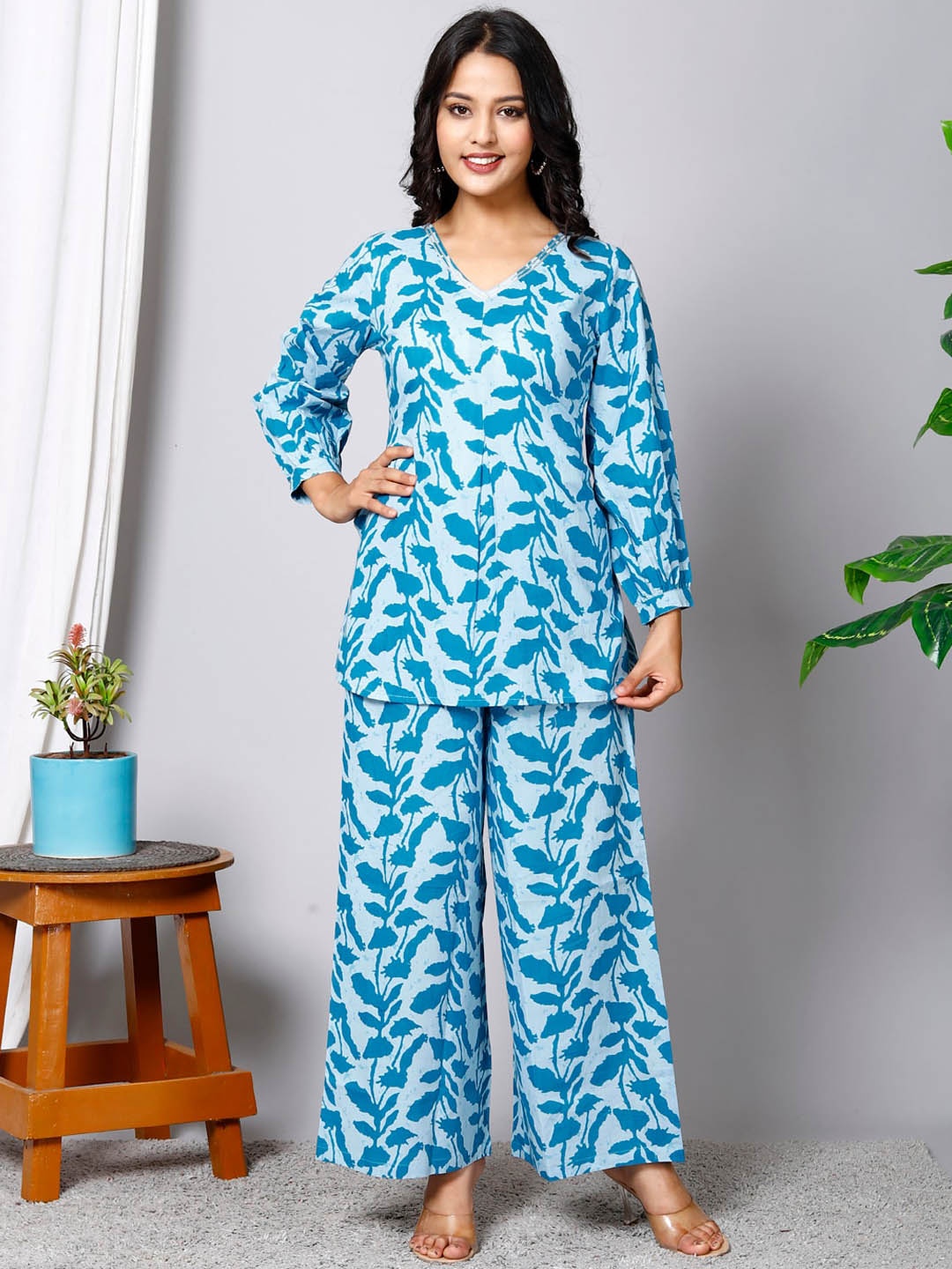 

HERE&NOW Printed V-Neck Pure Cotton Top With Palazzo, White