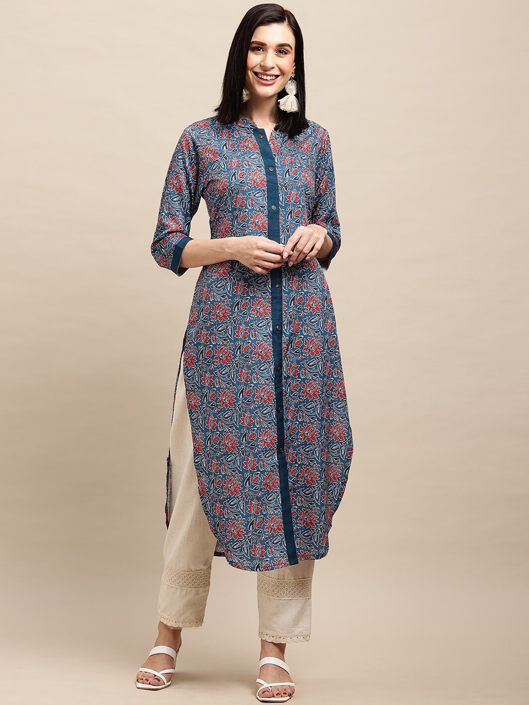 

all about you Floral Printed Straight Kurta, Blue