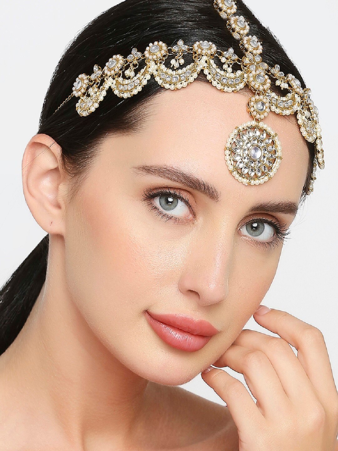 

OOMPH Kundan-Studded & Beaded Sheeshphool Maangtikka, Gold