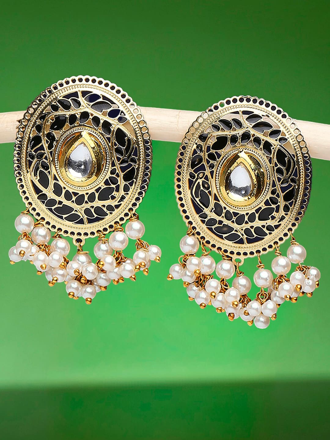 

OOMPH Oval Drop Earrings, Black
