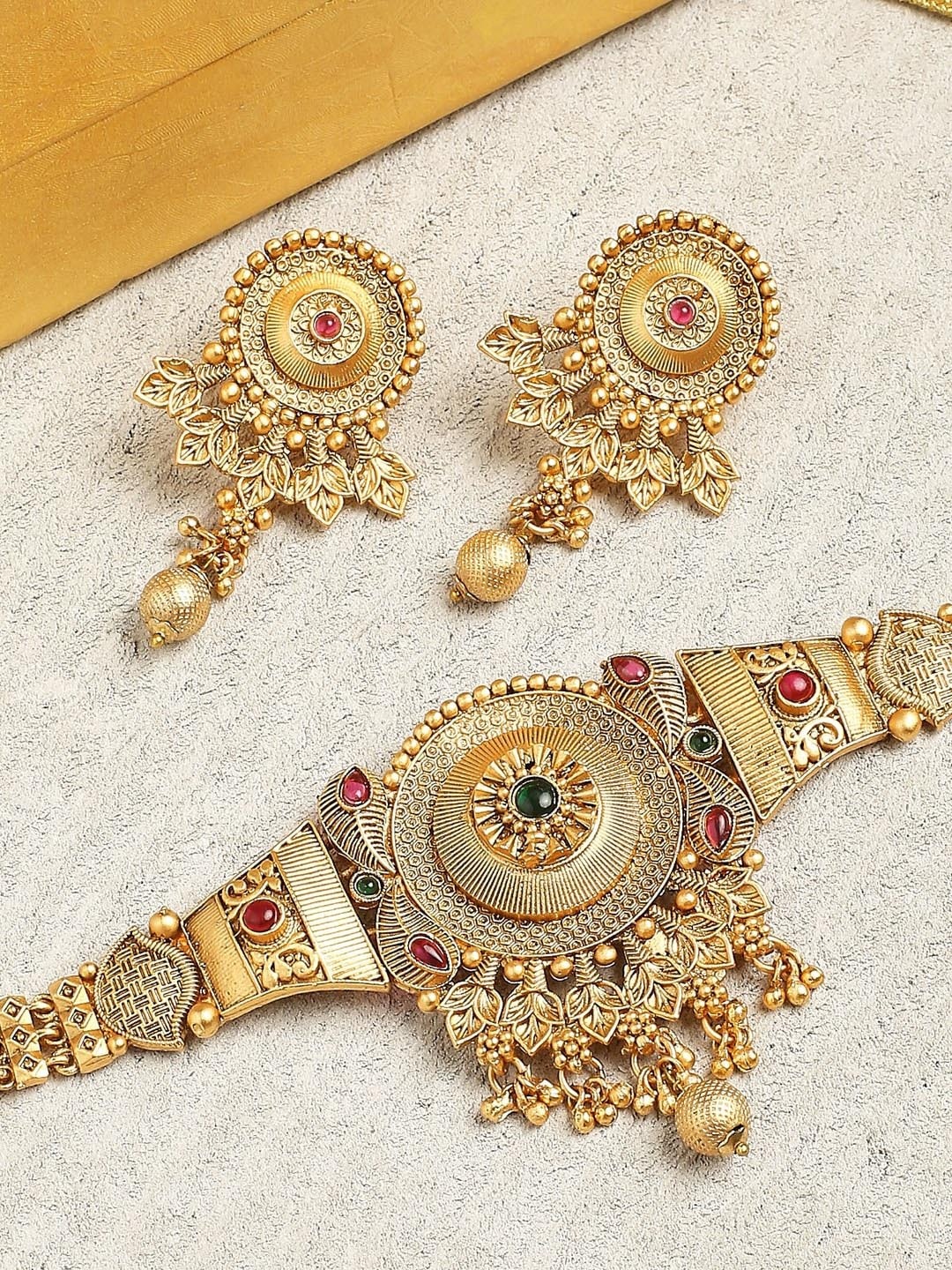 

OOMPH Antique Kempu Stone Studded Jewellery Set, Gold