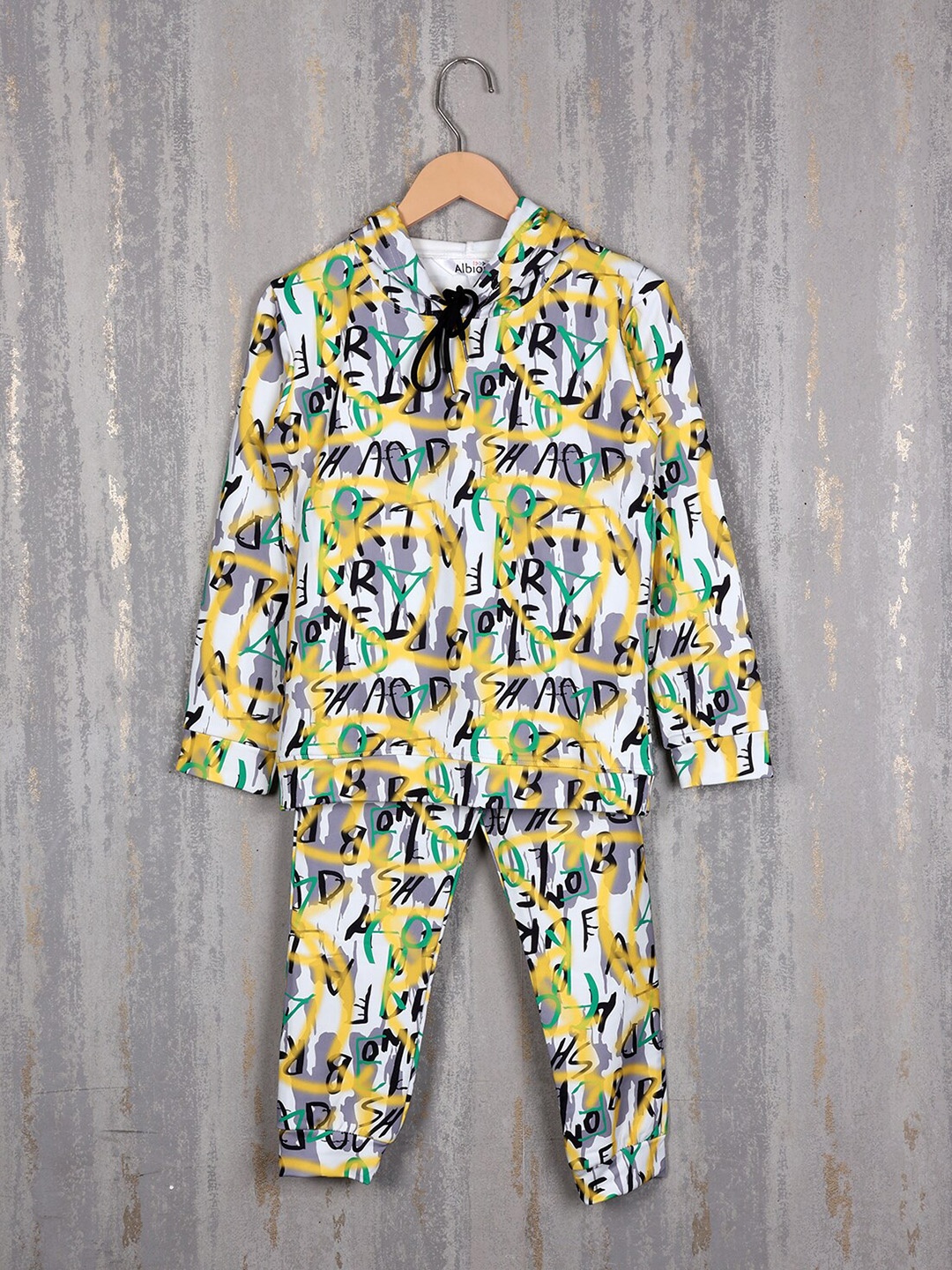 

Albion Boys Printed Hooded Pure Cotton Tshirt & Trouser, White