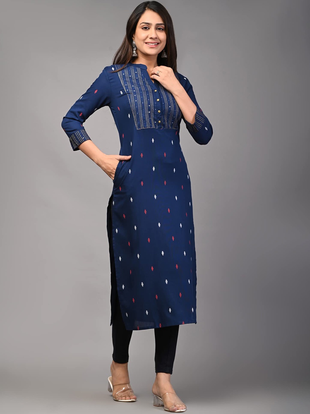 

PUKHYA Geometric Printed Sequinned Kurta, Navy blue