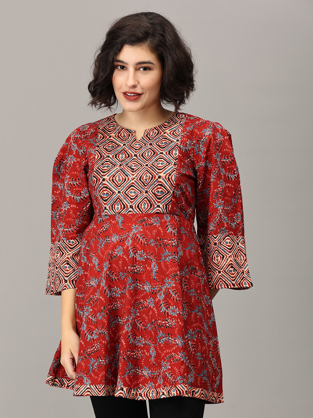 

The Mom Store Floral Printed Cotton Maternity Feeding A-line Kurti, Maroon
