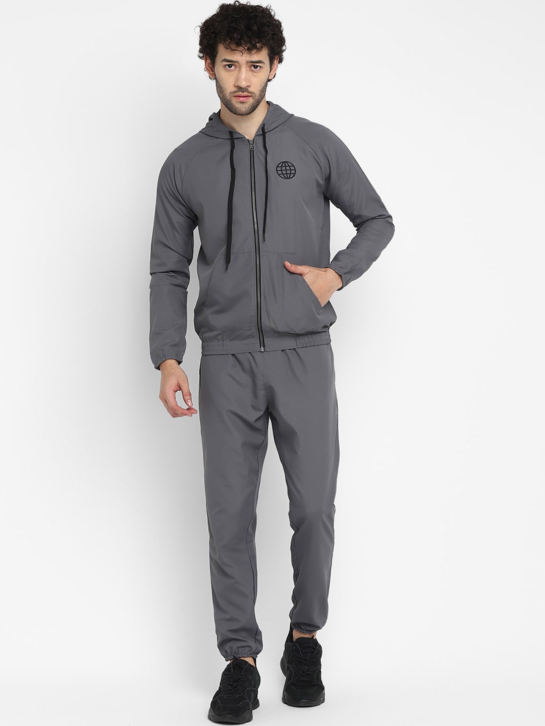 

Yuuki Hooded Sports Tracksuits, Grey