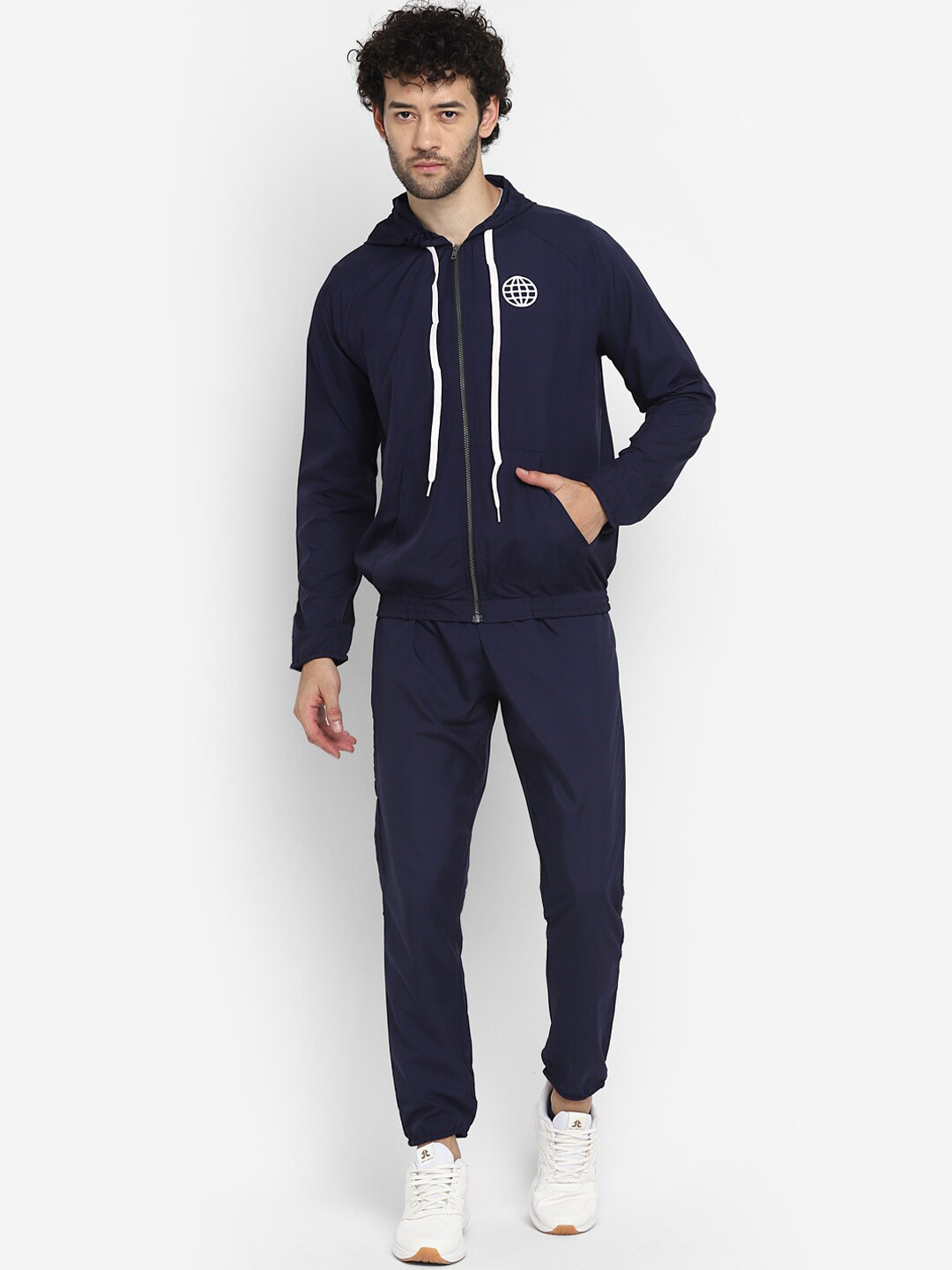 

Yuuki Men Mid-Rise Hooded Jacket & Joggers, Navy blue